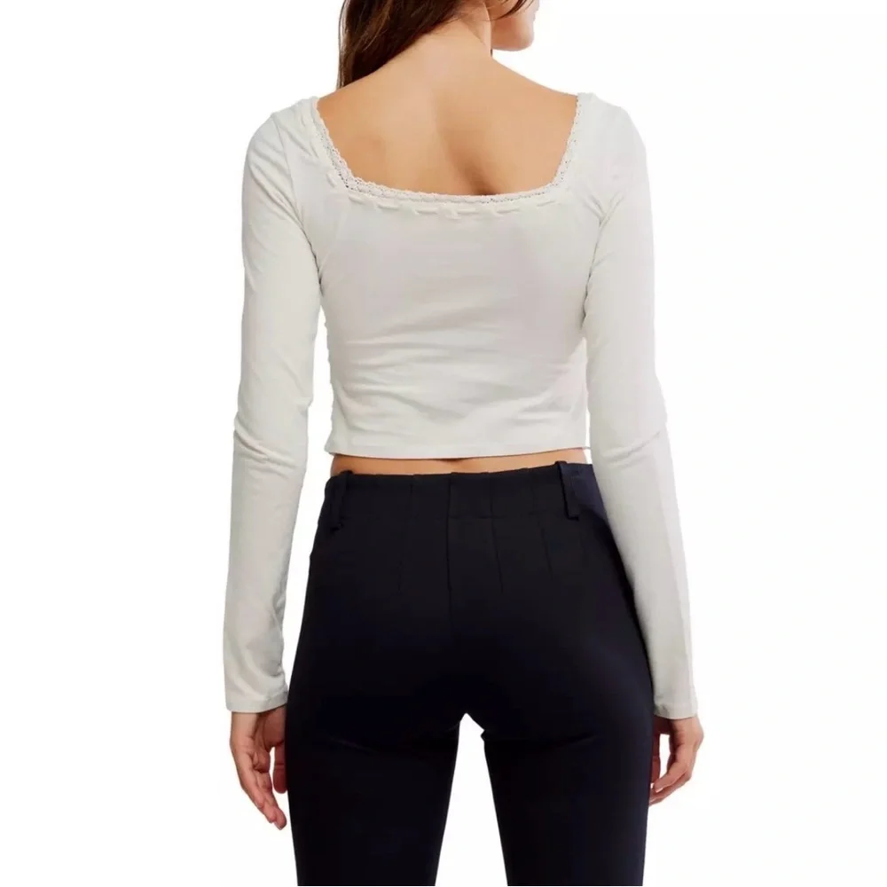 Free People Scarlet Smocked Crop Milkmaid T-shirt Knit Ivory Long Sleeve Top M